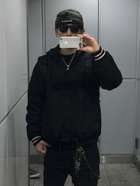 「nitraid（ナイトレイド）のアイテム（トップス）」を使った、sugizou10さん（メンズ・175cm）の春コーディネート