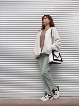 「OZOC（オゾック）のアイテム（スニーカー）」を使った、Rika☺︎さん（レディース・164cm）の冬コーディネート