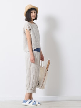 「日常」｜「アイテム（チノパンツ）」を使った、SAHANさん（レディース・165cm）の夏コーディネート