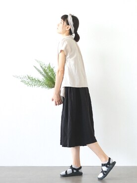 「日系极简」｜「アイテム（ジャンパースカート）」を使った、SAHANさん（レディース・165cm）の夏コーディネート