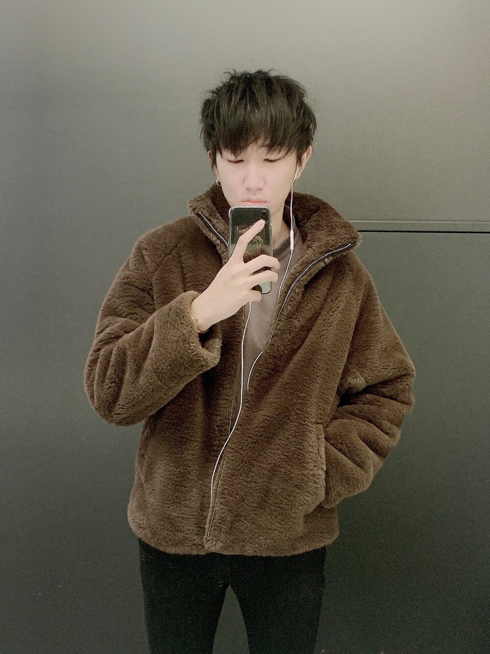 「BEAUTY&YOUTH UNITED ARROWSのアイテム（ジャケット/アウター、ブラウン系）」を使った、duoさん（メンズ・181cm）の秋コーディネートの1枚目の写真