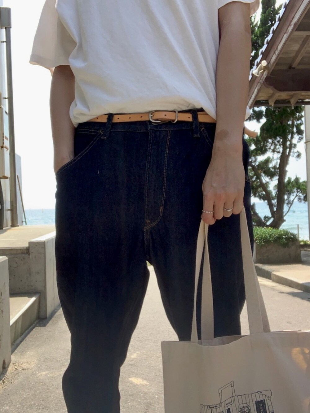 「Hender Schemeのアイテム（ベルト、ベージュ系）」を使った、duoさん（メンズ・181cm）の夏コーディネートの1枚目の写真