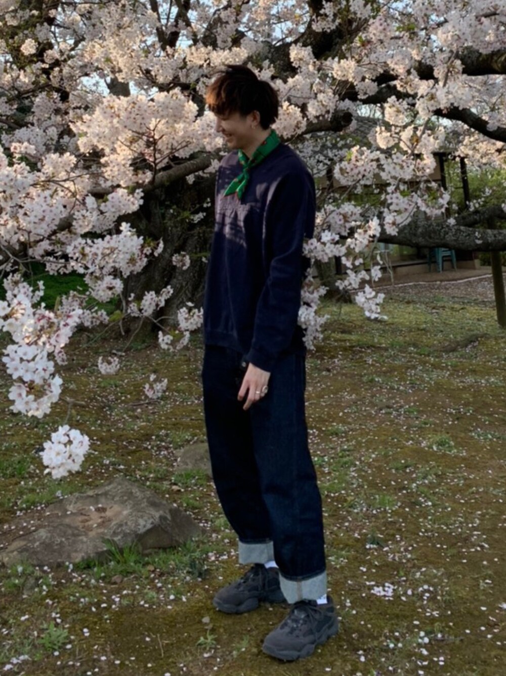 「usedのアイテム（トップス、ブルー系）」を使った、duoさん（メンズ・181cm）の夏コーディネートの1枚目の写真