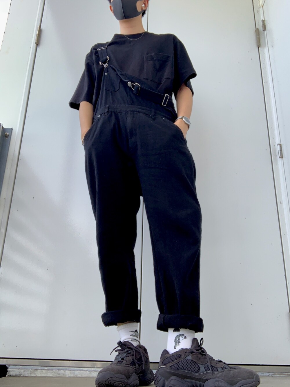 「leftaloneのアイテム（レッグウェア、ホワイト系）」を使った、duoさん（メンズ・181cm）の夏コーディネートの1枚目の写真