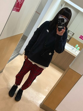 「OPENING CEREMONY（オープニングセレモニー）のアイテム（ショルダーバッグ）」を使った、CHIHOOOOさん（レディース・164cm）の冬コーディネート