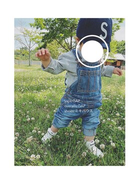 「公園コーデ」｜「アイテム（サロペット/オーバーオール）」を使った、run chan.さん（キッズ・70cm）の春コーディネート