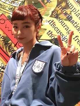 「アイテム（ジャージ）」を使った、浅井なつみさん（レディース・166cm・20代）の春コーディネート
