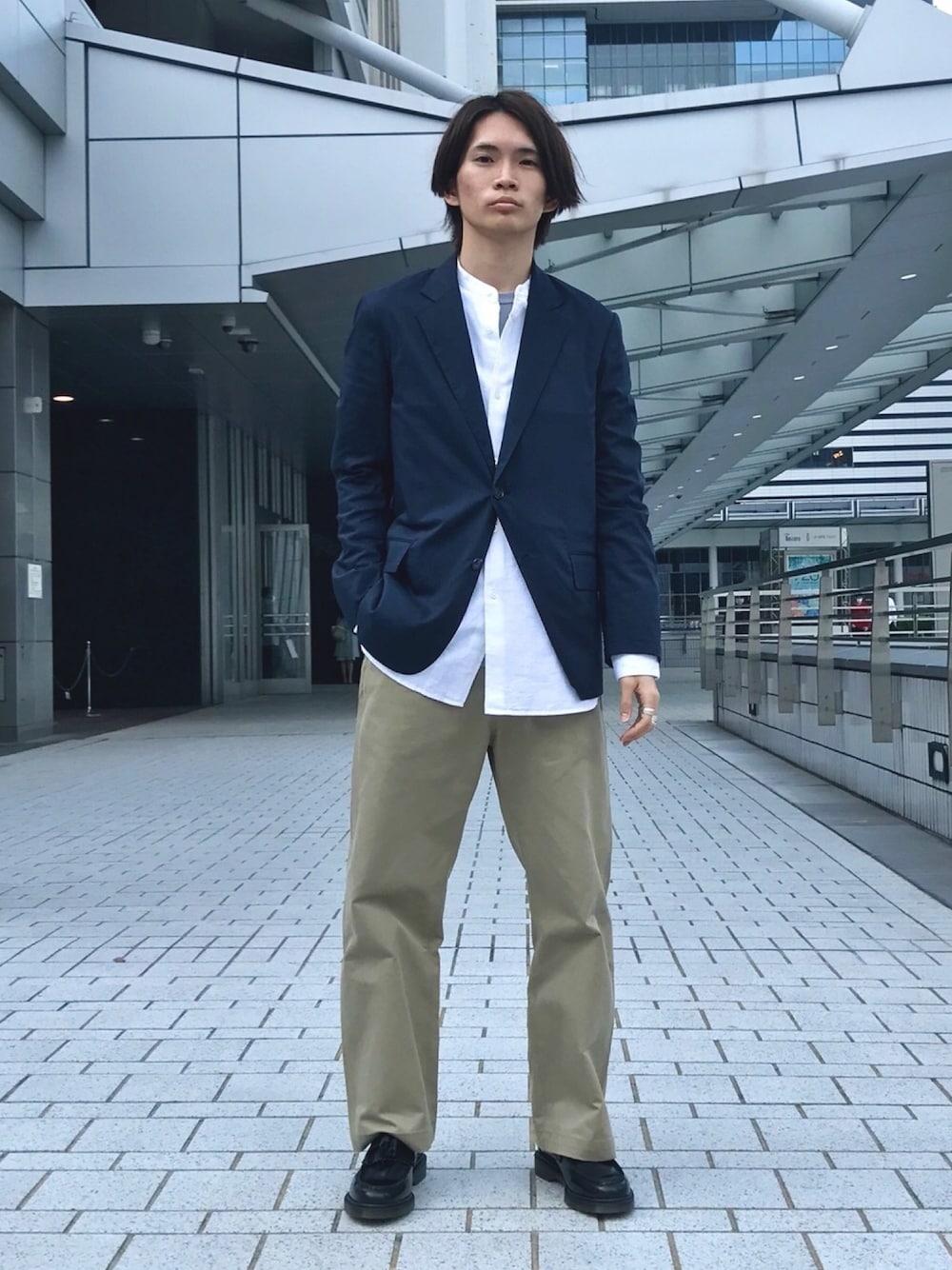 「ローファー、オーバーサイズ、休日スタイル、春アウター、きれいめカジュアル、春コーデ、おしゃれさんと繋がりたい、いいね、save、フォローお願いします🤑、フォローミー、お洒落さんとつながりたい」｜「AURALEEの【AURALEE】クルーネックTシャツ MEN（Tシャツ/カットソー、ブルー系）」を使った、つじかわさん（メンズ・173cm）の冬コーディネートの1枚目の写真