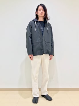 「ADAM ET ROPE'（アダムエロペ）のアイテム（ノーカラージャケット）」を使った、つじかわさん（メンズ・173cm）の春コーディネート