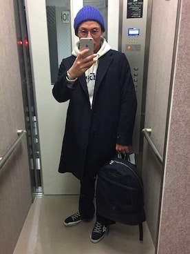 「STONE ISLAND（ストーンアイランド）のアイテム（ニットキャップ/ビーニー、ブルー系）」を使った、Masaaki-Uemuraさん（メンズ・165cm）の冬コーディネート