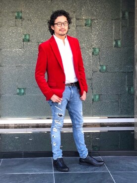 テーラードジャケットを使った「赤いジャケット」の人気ファッション ...