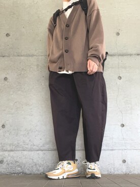 「アイテム（カーディガン/ボレロ、ブラウン系）」を使った、Aoさん（メンズ・171cm）の春コーディネート