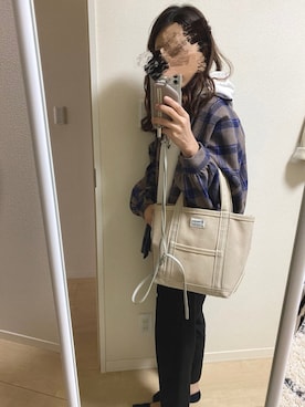 「Simplicite（サンプリシテ）のアイテム（シューズ）」を使った、ayukoさん（レディース・158cm）の冬コーディネート
