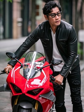 「Buffalo Bobs（バッファローボブズ）のアイテム（ライダースジャケット）」を使った、Goichi Numanoさん（メンズ・174cm）の夏コーディネート