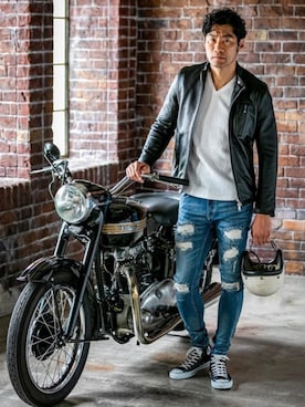 「Buffalo Bobs（バッファローボブズ）のアイテム（ライダースジャケット）」を使った、Goichi Numanoさん（メンズ・174cm）の秋コーディネート