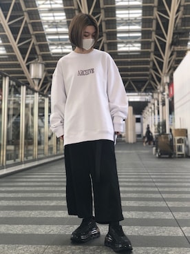「L.H.P（エルエイチピー）のアイテム（スウェット）」を使った、EMII SHOJIさん（レディース・156cm）の秋コーディネート