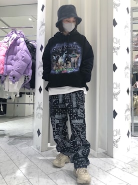 「DOMINANT（ドミナント）のアイテム」を使った、EMII SHOJIさん（レディース・156cm）の冬コーディネート