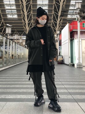 「DANKE SCHON（ダンケシェーン）のDankeSchon/ダンケシェーン/撥水ストレッチナイロンカーゴシャツ（シャツ/ブラウス）」を使った、EMII SHOJIさん（レディース・156cm）の冬コーディネート