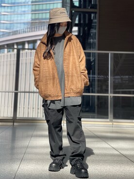 「BlackEyePatch（ブラックアイパッチ）のアイテム（ジャケット/アウター）」を使った、EMII SHOJIさん（レディース・156cm）の冬コーディネート
