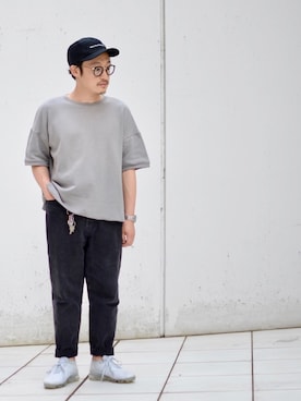「EN ROUTE（アンルート）のアイテム（デニムパンツ）」を使った、福岡史明さん（メンズ・162cm）の春コーディネート
