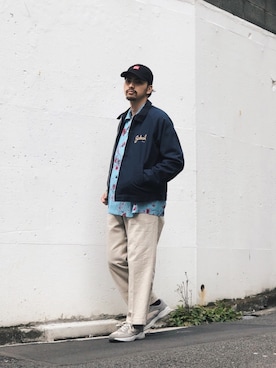 「schott（ショット）のアイテム（スラックス）」を使った、yamazakiさん（メンズ・170cm）の春コーディネート