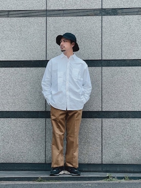 「Schott(ショット)のアイテム(チノパンツ)」を使った、yamazakiさん(メンズ・170cm)の春コーディネート