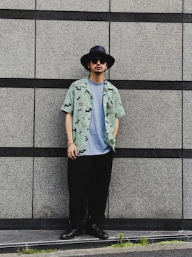 「schott（ショット）のアイテム（スラックス）」を使った、yamazakiさん（メンズ・170cm）の春コーディネート