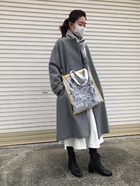 「アイテム（ノーカラーコート、グレー系）」を使った、comomo23さん（レディース・163cm）の冬コーディネート