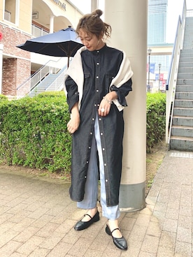 「サテンパンツ」｜「アイテム（シャツワンピース）」を使った、CHISAさん（レディース・158cm）の冬コーディネート