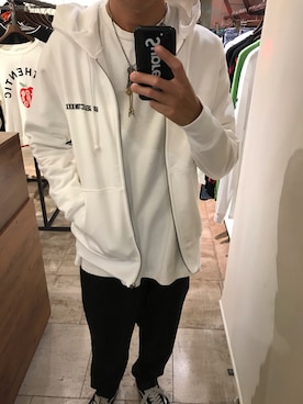 「GOD SELECTION XXX（ゴッドセレクショントリプルエックス）のアイテム」を使った、15388696さん（メンズ・173cm）の秋コーディネート