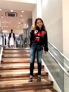 「スエット」｜「アイテム（サンダル）」を使った、こはまさん（レディース・156cm）の夏コーディネート