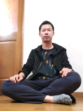 「DIET BUTCHER（ダイエットブッチャー）のアイテム（ジャケット/アウター、ブラック系）」を使った、ゆうきさん（メンズ・173cm）の秋コーディネート