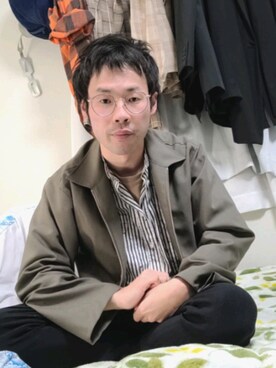 「STUDIOUS（ステュディオス）のアイテム（ジャケット/アウター、グレー系）」を使った、ゆうきさん（メンズ・173cm）の冬コーディネート