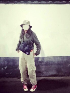 万里寻肚脐さんのコーディネート