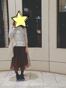 「UNIQLO（ユニクロ）のアイテム（Tシャツ/カットソー、ブルー系）」を使った、ひーさん（レディース）の秋コーディネート