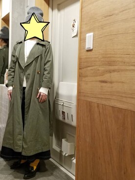 「❓のアイテム（トレンチコート、グリーン系）」を使った、ひーさん（レディース）の春コーディネート