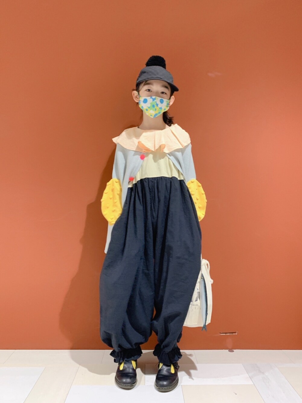 「男の子コーデ、夏、オールインワン、カーディガン、キャップ、マスク、Dr.Martens、カジュアルコーデ、キッズ、小学生」｜「frankygrowのアイテム（オールインワン・サロペット、その他）」を使った、sun913さん（キッズ・131cm）の夏コーディネートの1枚目の写真