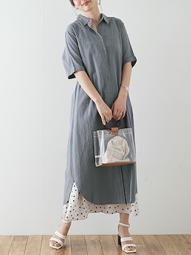 シャツワンピースを使った 開襟ワンピース の人気ファッションコーディネート Wear