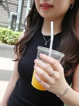 「アイテム（バングル/リストバンド）」を使った、VA Vendome Aoyama 本社STAFFさん（レディース・155cm）の夏コーディネート