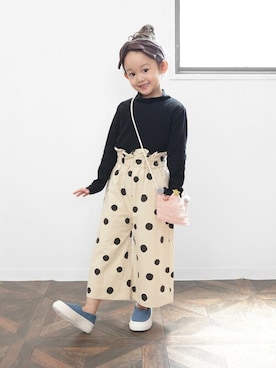 「ヘアバンド」｜「アイテム（スリッポン）」を使った、sorotto_sさん（キッズ・110cm）の秋コーディネート