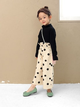 「アイテム（パンプス）」を使った、sorotto_sさん（キッズ・110cm）の秋コーディネート