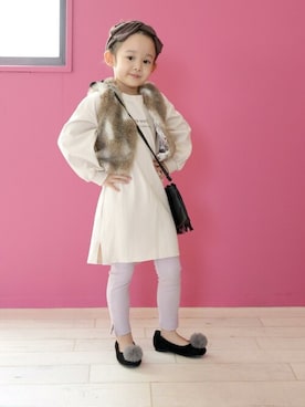 「アイテム（パンプス）」を使った、sorotto_sさん（キッズ・110cm）の秋コーディネート