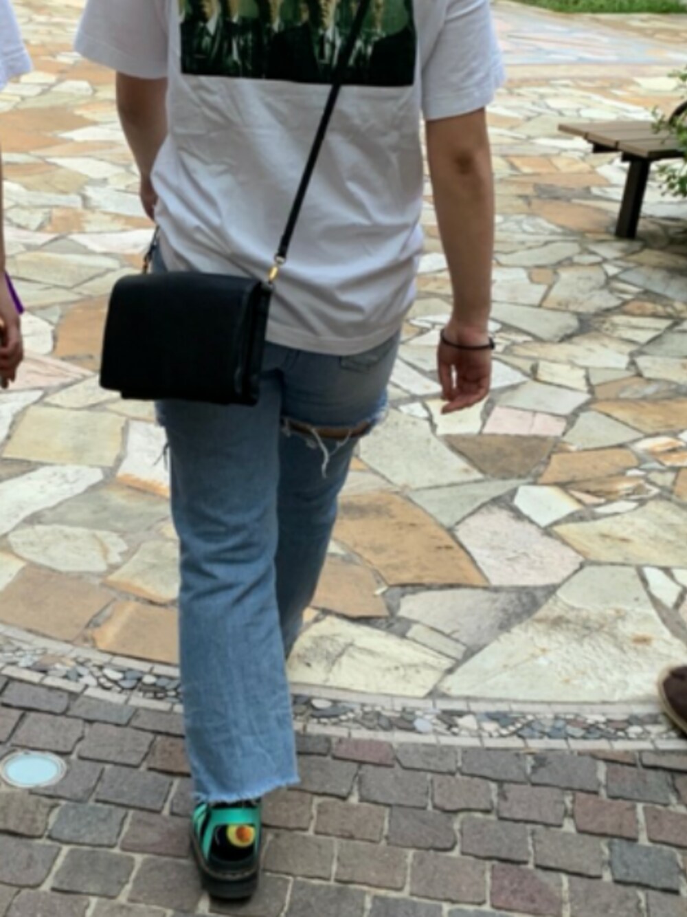 「Dr.Martin、summer、韓国、韓国好きな人と繋がりたい」｜「Dr. Martensのアイテム（サンダル、グリーン系）」を使った、155cmerさん（レディース・155cm）の秋コーディネートの1枚目の写真