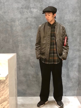 「KANGOL（カンゴール）のアイテム（キャスケット）」を使った、override_officialさん（メンズ・178cm）の冬コーディネート