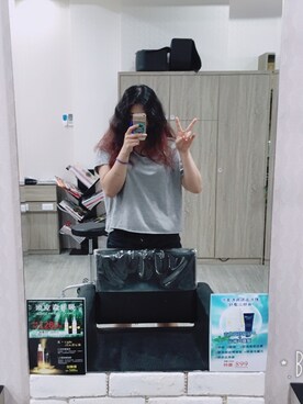 🅥🅘🅥🅘さんのコーディネート