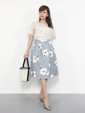 大花柄フレアスカートを使った人気ファッションコーディネート Wear