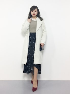 「白コート」｜「アイテム（チェスターコート）」を使った、JULIAさん（レディース・160cm）の秋コーディネート