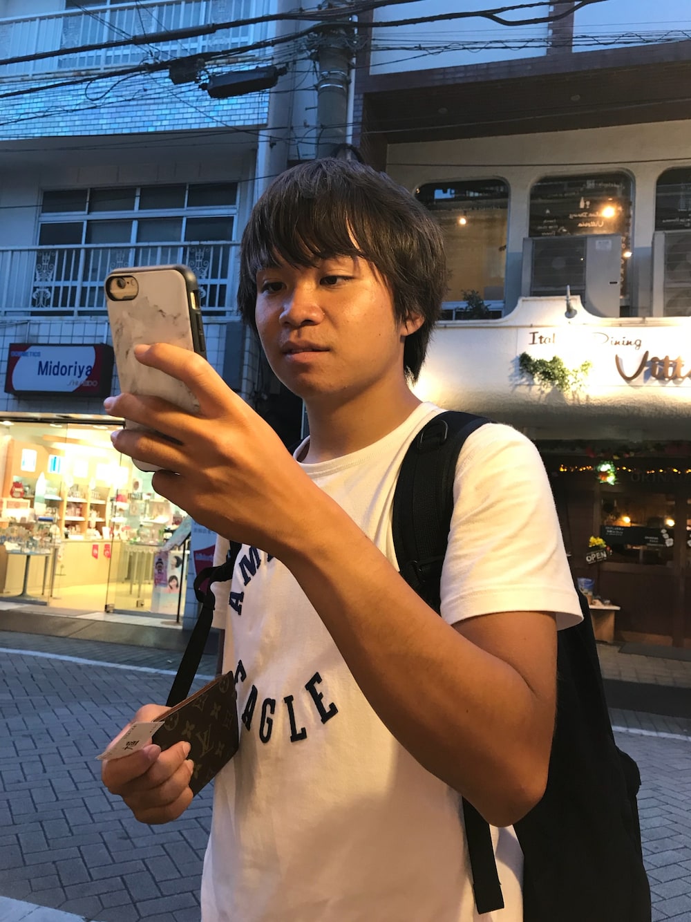 「今日のコーデ」｜「American EagleのAEOアップリケグラフィックTシャツ（Tシャツ/カットソー、ホワイト系）」を使った、からあげクンa.k.a.ピグモンさん（メンズ・174cm）の夏コーディネートの1枚目の写真