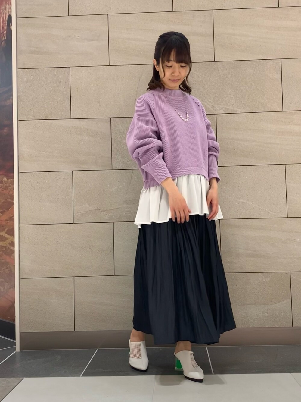 「春コーデ、休日コーデ、春、カジュアルコーデ、ゆるコーデ、お洒落さんとつながりたい、低身長、レイヤードスタイル、パステルカラー」｜「napocaのアイテム（トップス、パープル系）」を使った、napoca有明GARDENさん（レディース・154cm）の冬コーディネートの1枚目の写真
