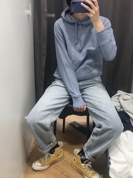 「UNIQLO（ユニクロ）のアイテム（パーカー、ブルー系）」を使った、鸡米花啾啾さん（レディース・168cm）の春コーディネート